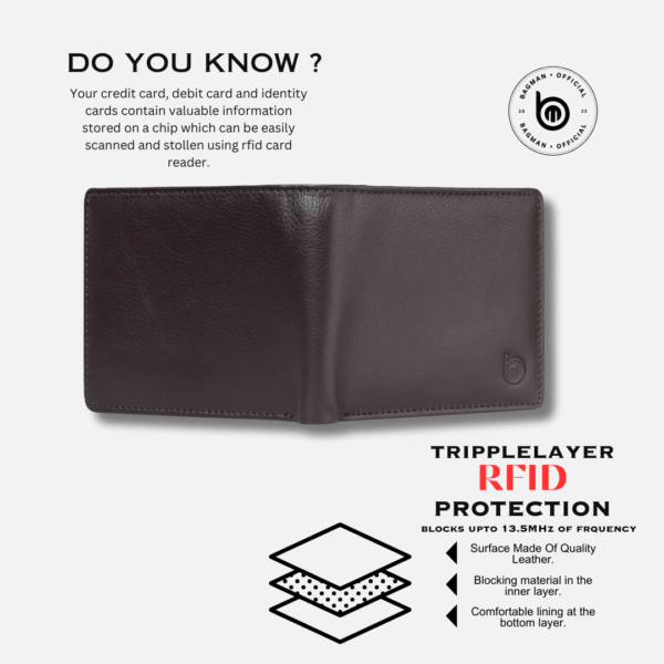 Handcrafted Leather Wallet with Contrasting Stitching